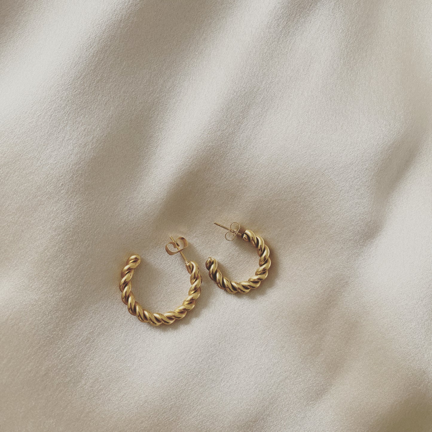 Brielle twisted hoop earrings